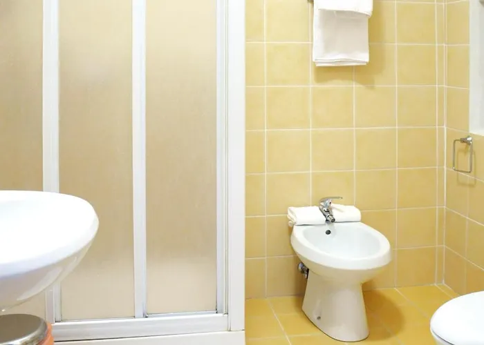 Alojamento de Acomodação e Pequeno-almoço B&B Trieste Plus