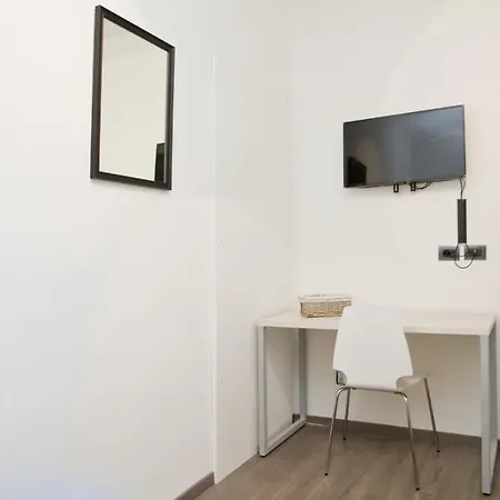 Alojamento de Acomodação e Pequeno-almoço B&B Trieste Plus Trieste