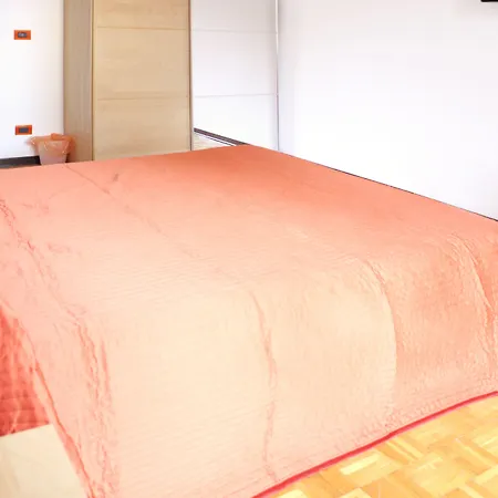 B&B Trieste Plus トリエステ