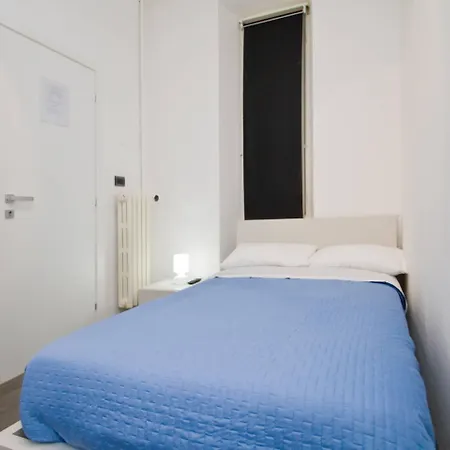 Alojamento de Acomodação e Pequeno-almoço B&B Trieste Plus 3*