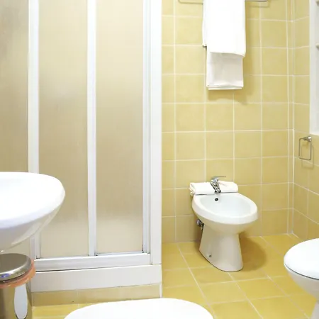 B&B Trieste Plus 3* טריאסטה