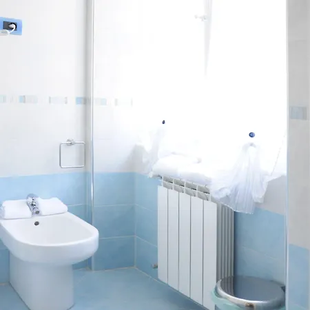 B&B Trieste Plus 3* טריאסטה