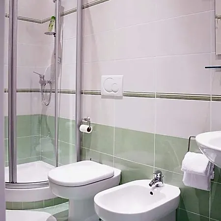 Bed & Breakfast B&B Trieste Plus Triëst