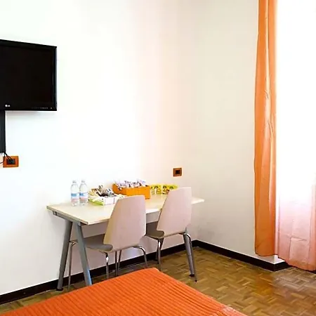 B&B Trieste Plus לינה וארוחת בוקר 3*