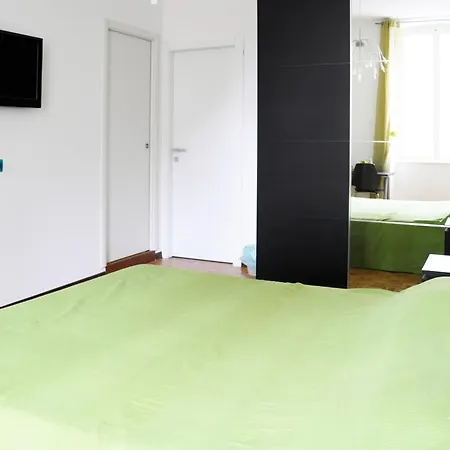 B&B Trieste Plus 3*