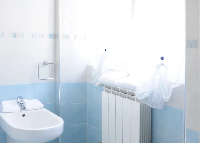 B&B Trieste Plus 3* Триест